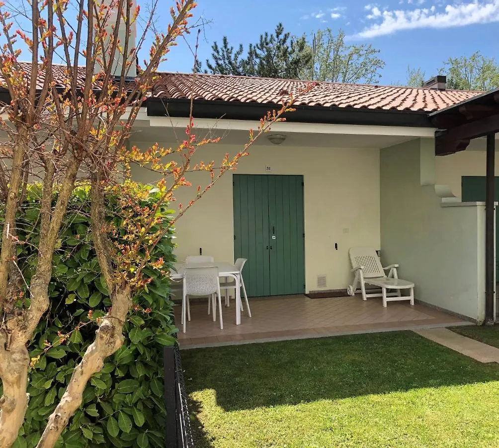 Villaggio Ca' Del Pino Bibione Apartment